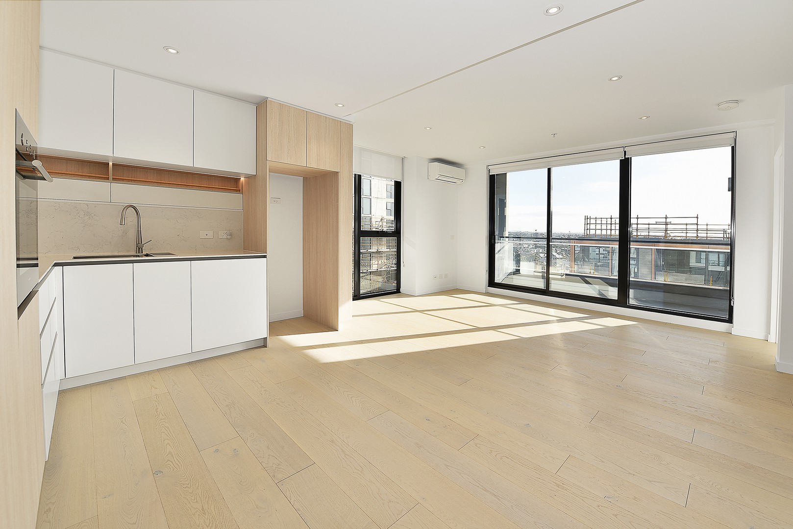 825/40 Hall Street, Moonee Ponds, VIC 3039, Moonee Ponds - Thumbnail 3