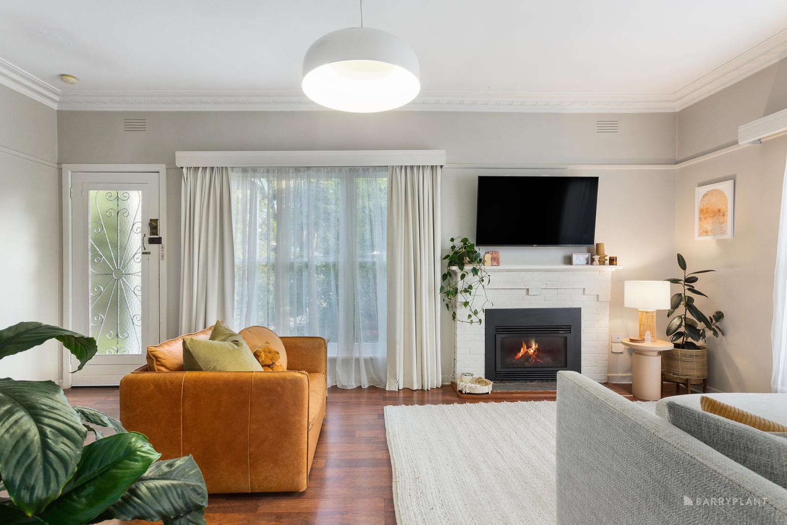 83 Airlie Road, Montmorency, VIC 3094 - Thumbnail 2 - 20/02/2025