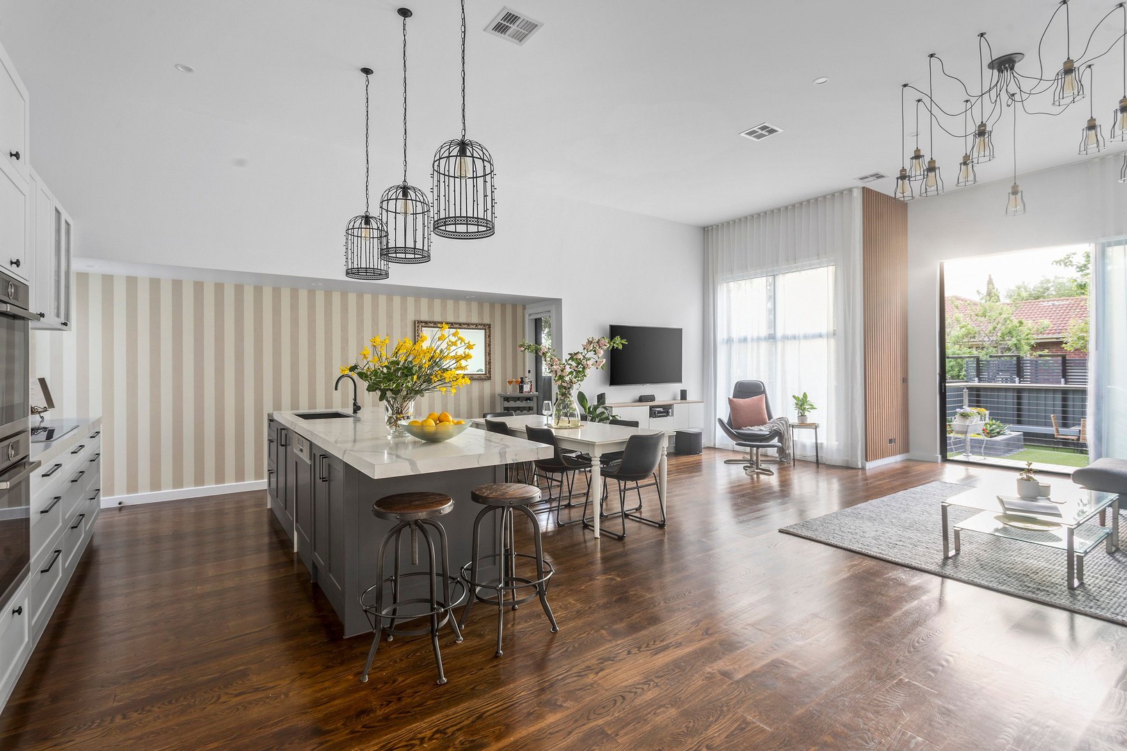 83 Bradshaw StreetEssendon, VIC 3040, Essendon - Thumbnail 2