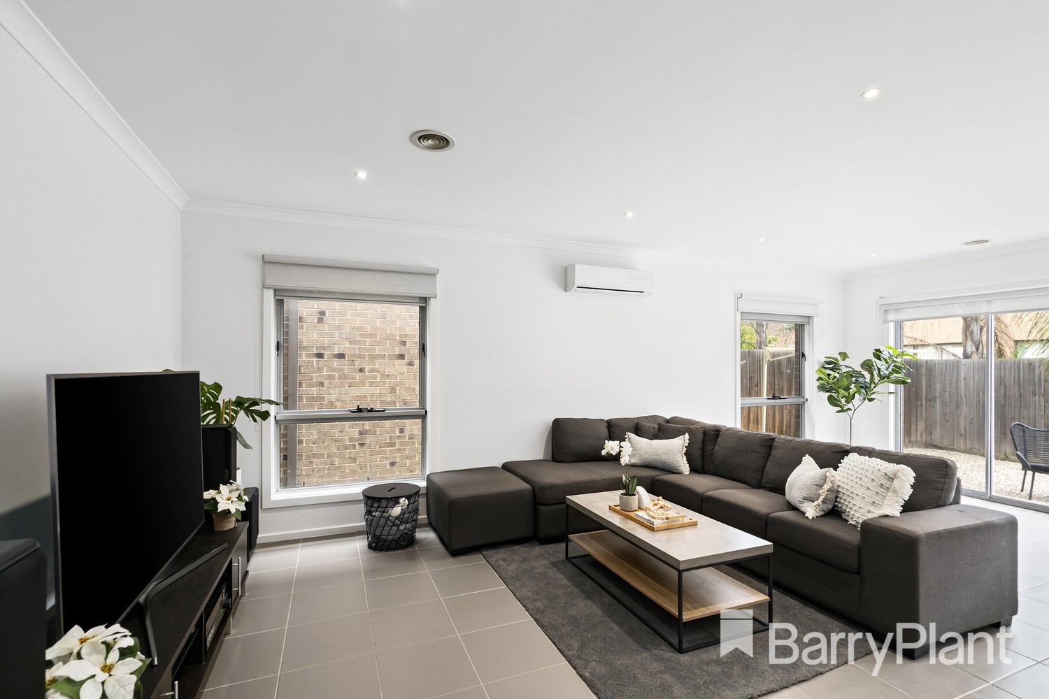 83 Callaway  Boulevard, Sunshine West, VIC 3020, Sunshine West - Thumbnail 2