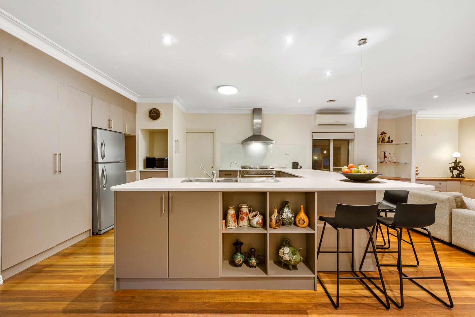 83 Glenbruar Drive, Hillside, VIC 3037, Hillside - Thumbnail 5