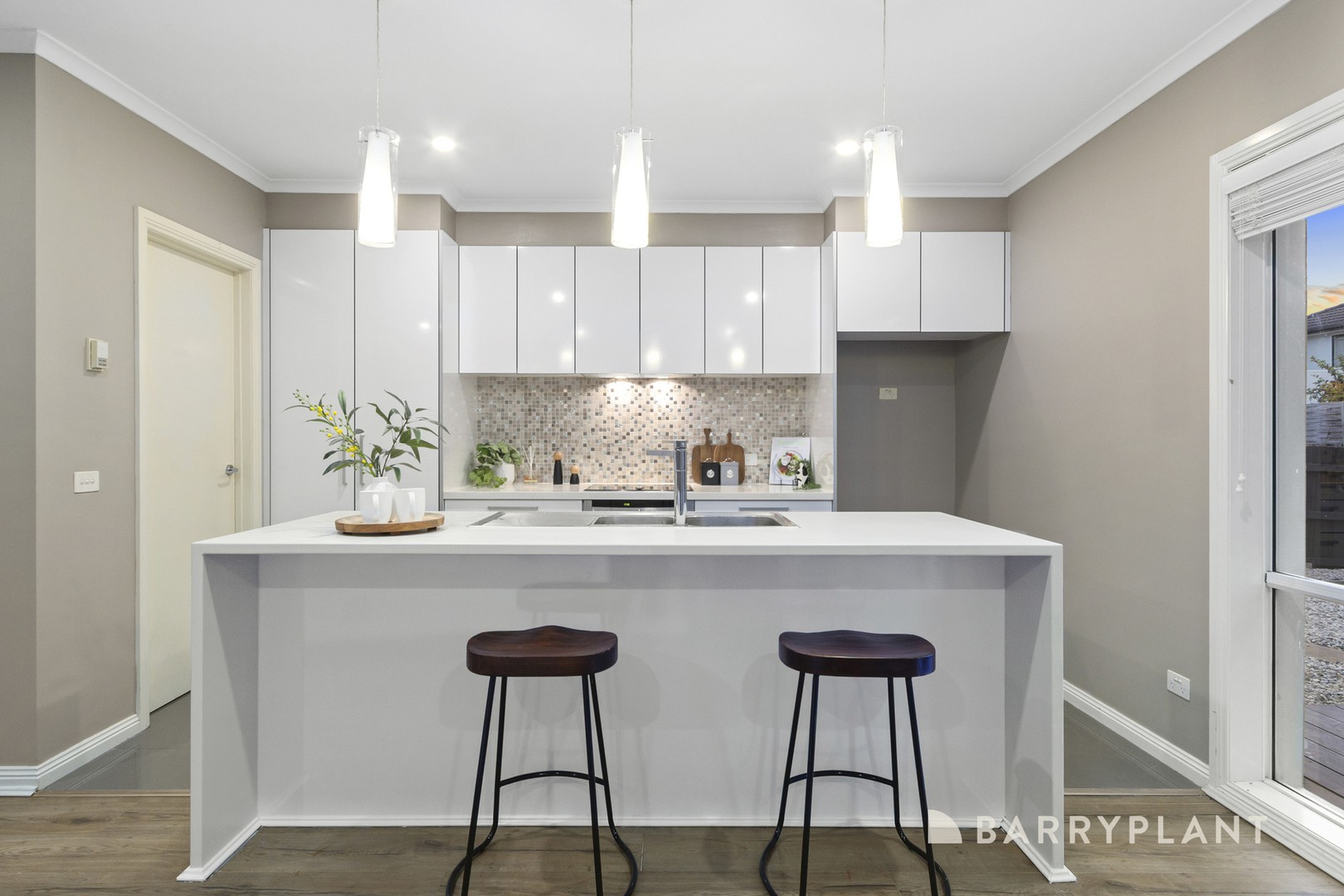 83 Sovereign Manors Crescent, Rowville, VIC 3178, Rowville - Thumbnail 3