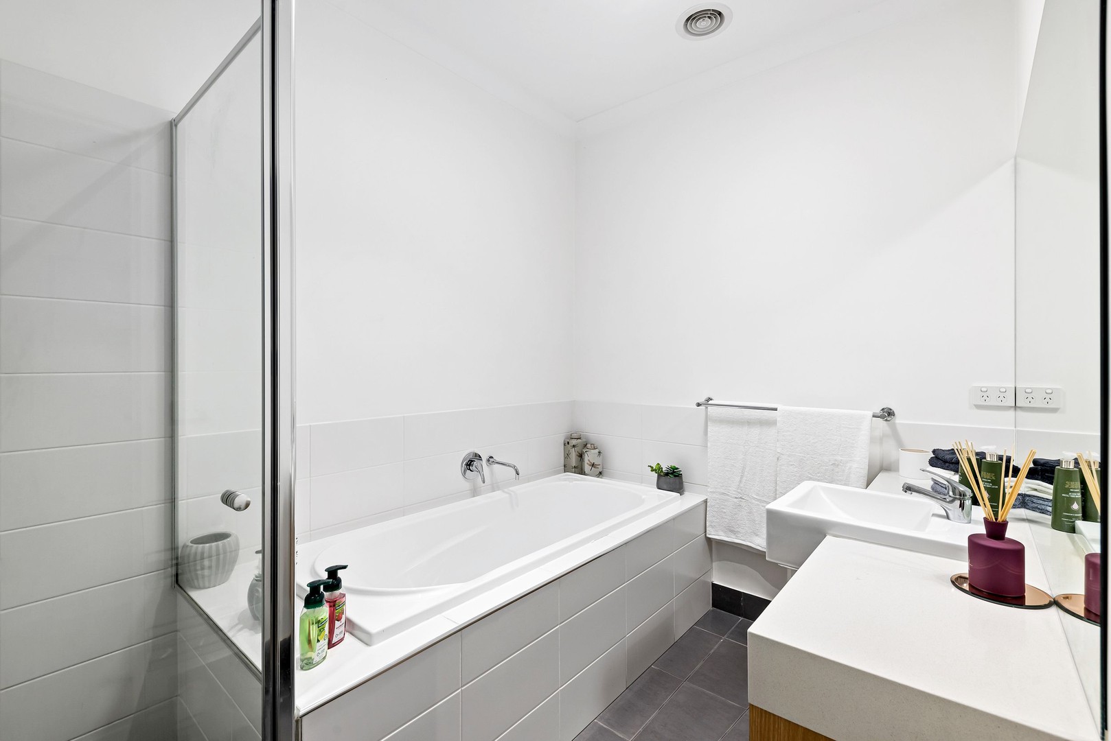 83 Victory Street, Keilor Park, VIC 3042, Keilor Park - Thumbnail 7