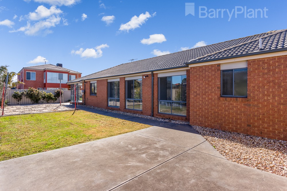 83 Willowgreen Way, Point Cook, VIC 3030, Point Cook - Thumbnail 4