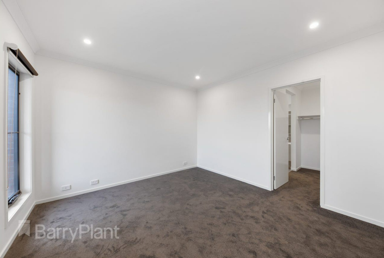 83 Wiltshire Boulevard, Thornhill Park, VIC 3335, Thornhill Park - Thumbnail 4