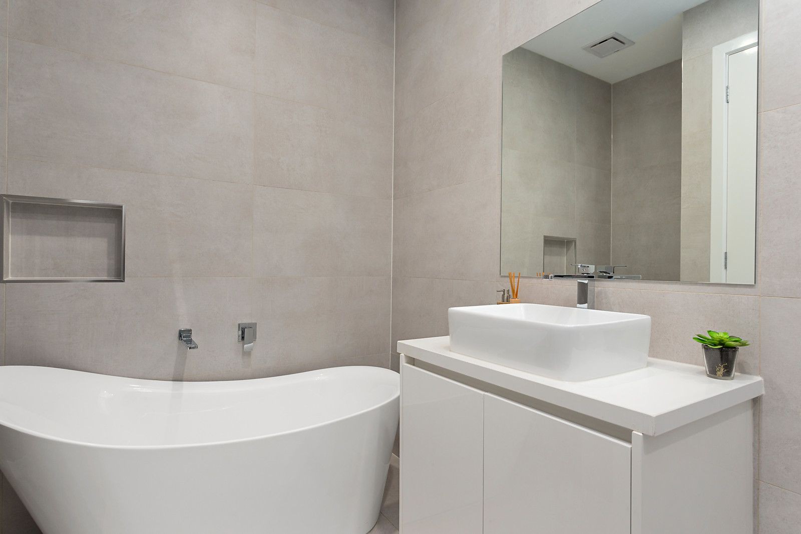 83 Wyong St, Keilor East, VIC 3033, Keilor East - Thumbnail 7
