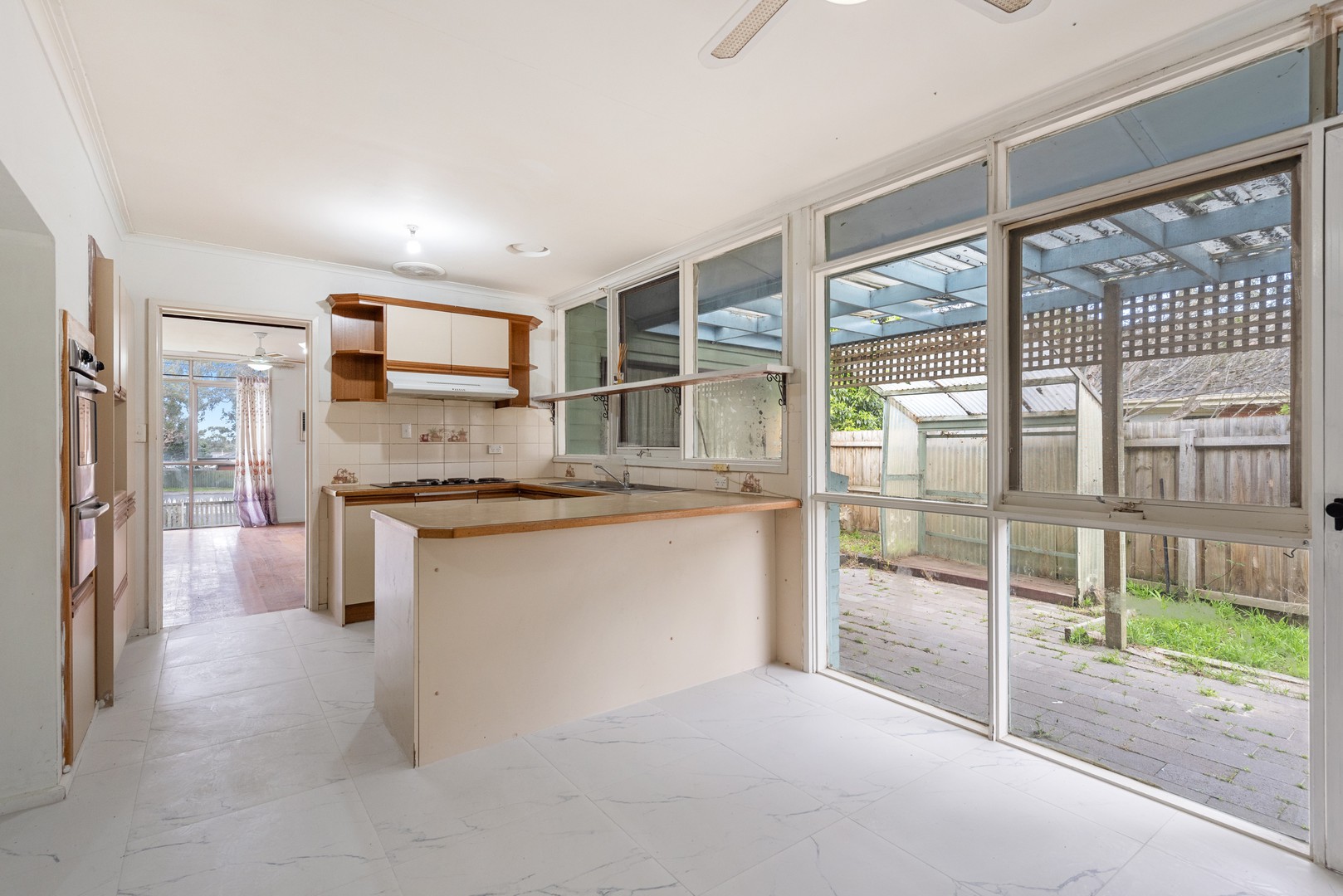 84 Anne Road, Knoxfield, VIC 3180, Knoxfield - Thumbnail 2