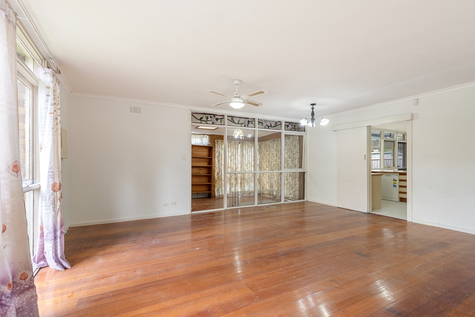 84 Anne Road, Knoxfield, VIC 3180, Knoxfield - Thumbnail 3