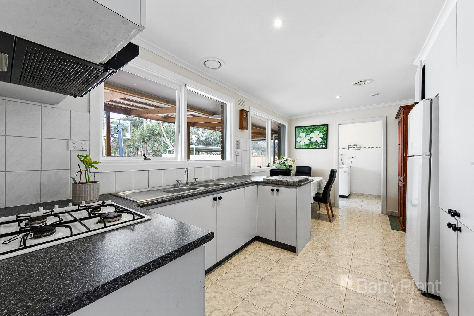 84 Atheldene Drive, St Albans, VIC 3021, St Albans - Thumbnail 6