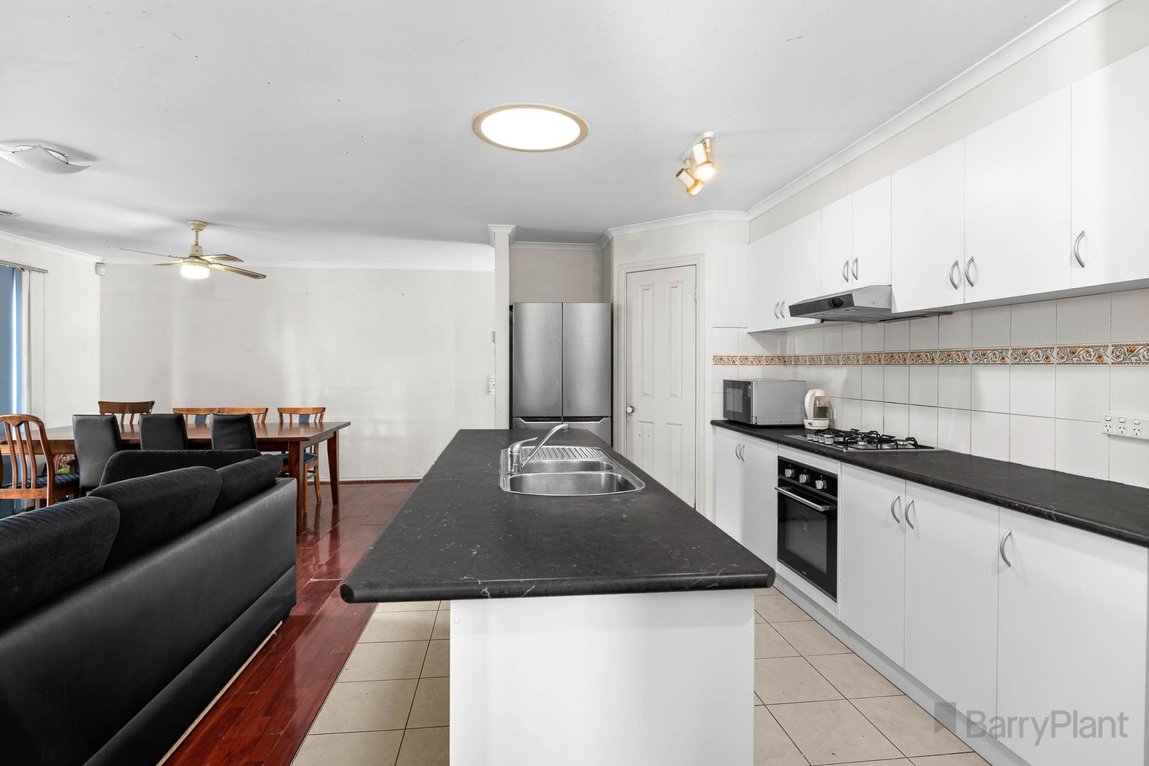 84 Central ParkwayCranbourne West, VIC 3977, Cranbourne West - Thumbnail 4