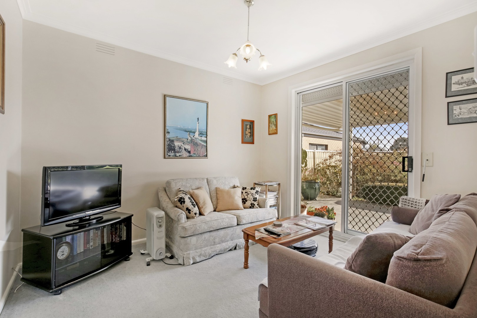 84 Derrick Street, Lalor, VIC 3075, Lalor - Thumbnail 4