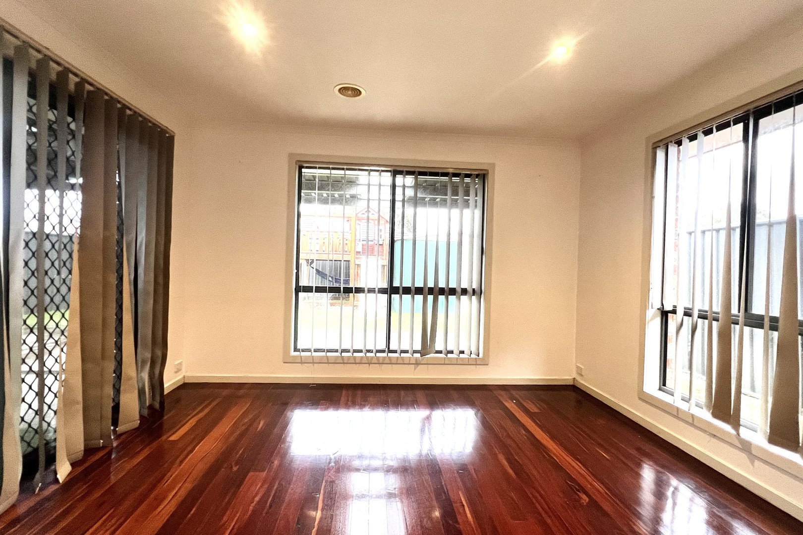 84 Duncombe Parkway, Deer Park, VIC 3023, Deer Park - Thumbnail 7