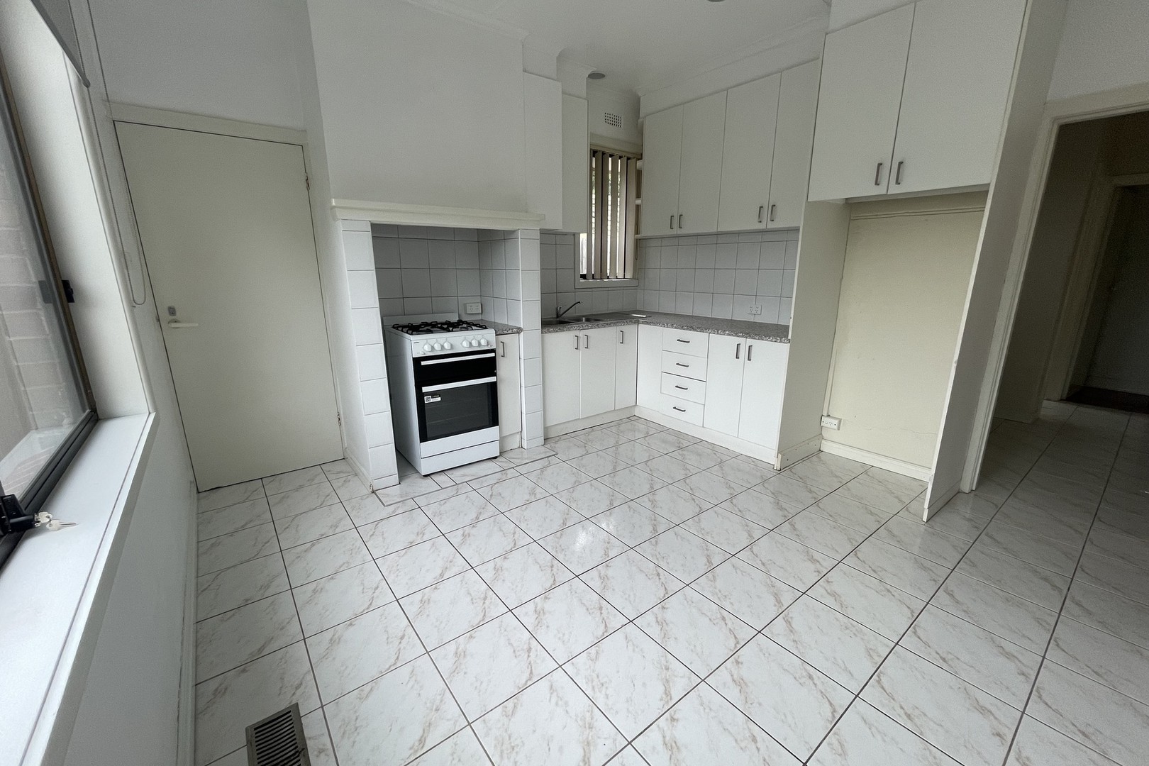 84 Elizabeth Street, Coburg North, VIC 3058, Preston - Thumbnail 2