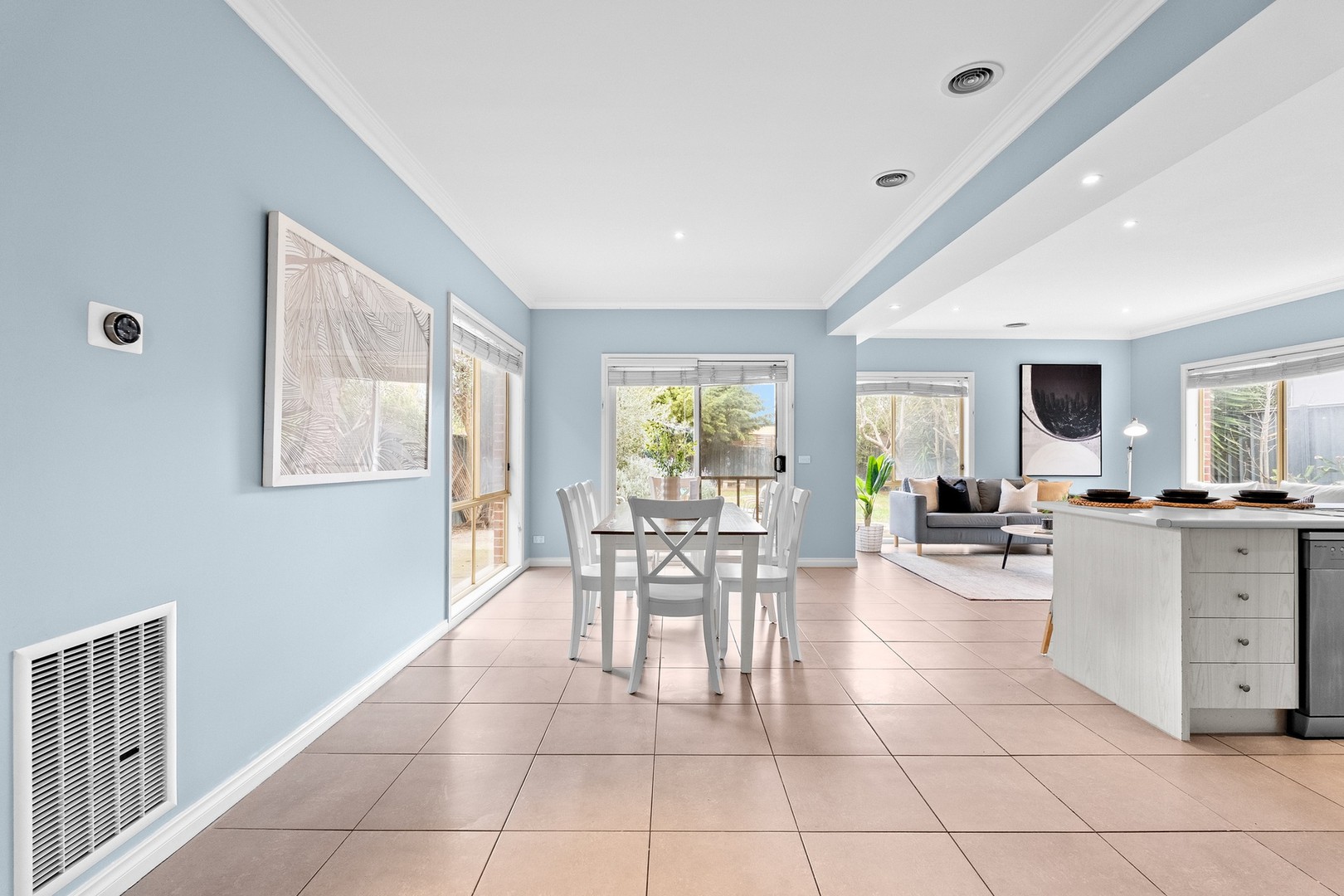 84 Foxwood Drive, Point Cook, VIC 3030, Point Cook - Thumbnail 3