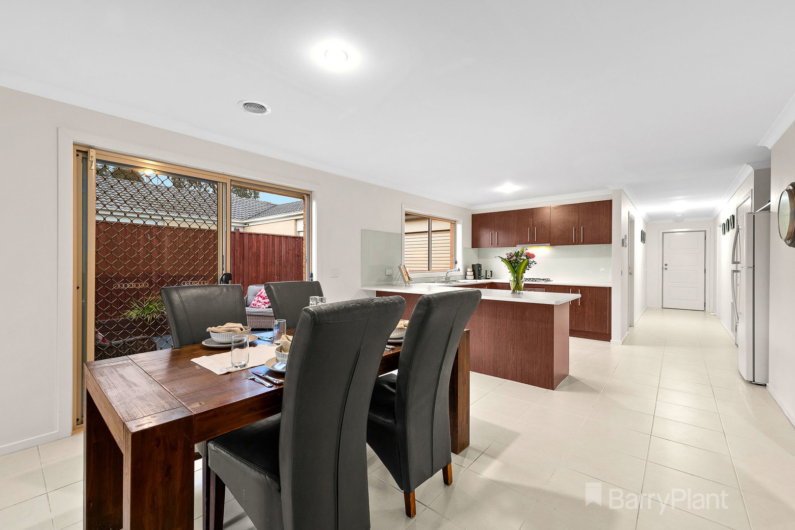84 Gallery Way, Pakenham, VIC 3810, Pakenham - Thumbnail 3