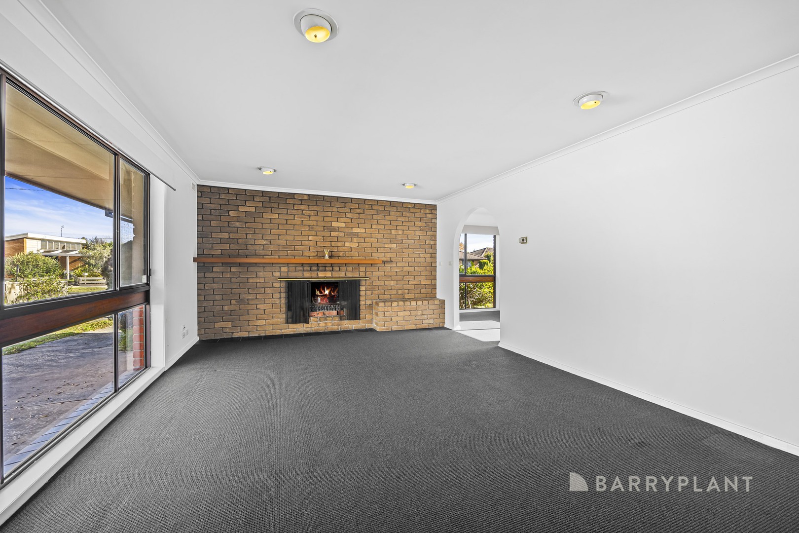 84 Grandview Grove, Wendouree, VIC 3355, Wendouree - Thumbnail 2