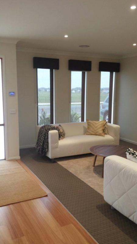 84 Hummingbird Boulevard, Tarneit, VIC 3029, Tarneit - Thumbnail 2
