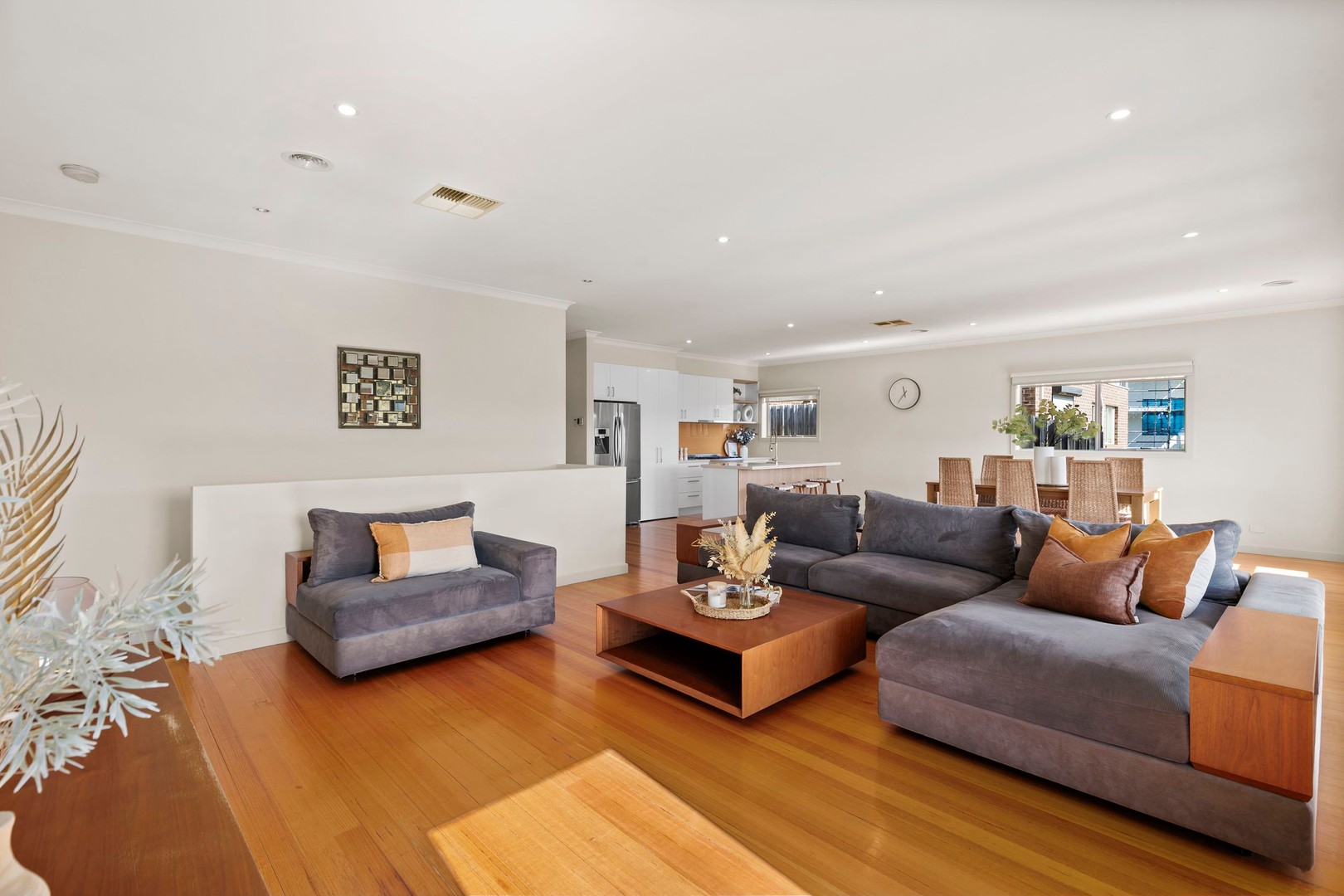 84 Marigold Crescent, Gowanbrae, VIC 3043, Gowanbrae - Thumbnail 3
