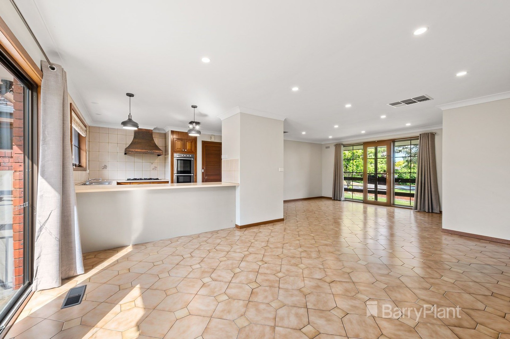 84 Melissa Street, Donvale, VIC 3111, Donvale - Thumbnail 3