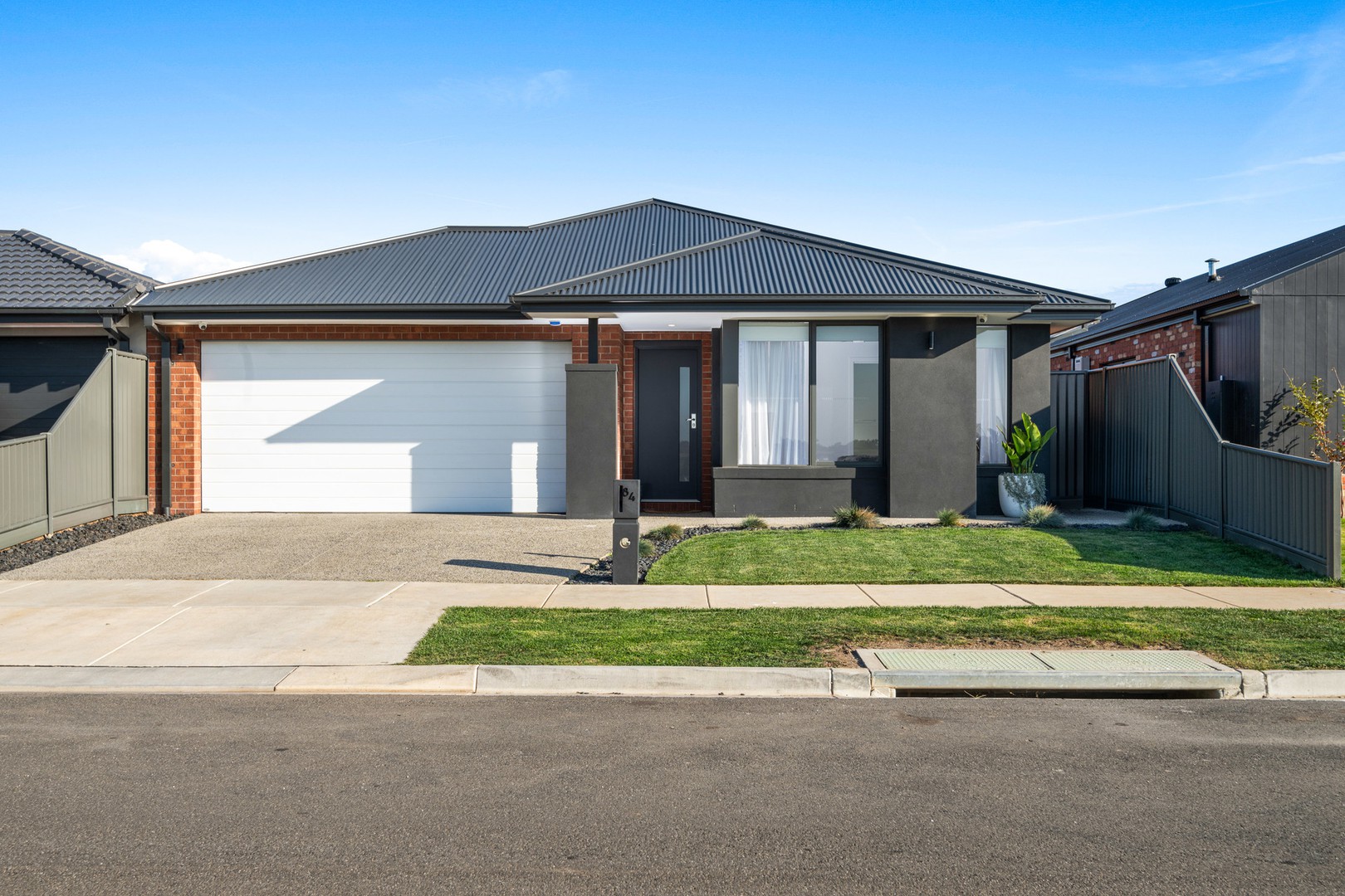 84 Reflections Crescent, Lara, VIC 3212 - Thumbnail 2 - 17/04/2025