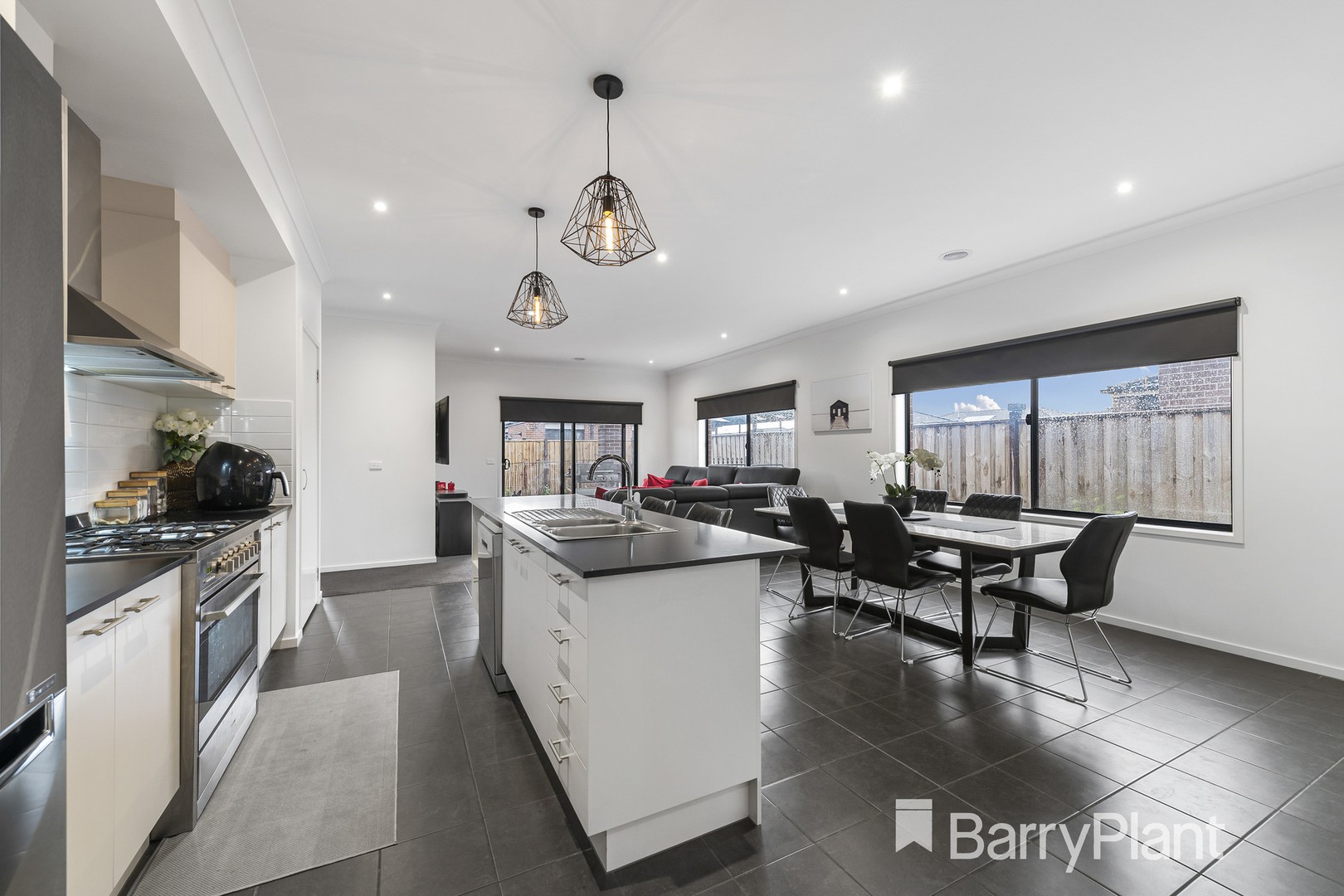 84 Renaissance Drive, Strathtulloh, VIC 3338, Strathtulloh - Thumbnail 3