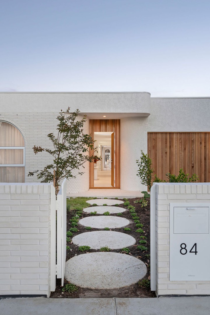 84 Rose Street, Coburg, VIC 3058 - Thumbnail 2 - 09/12/2025