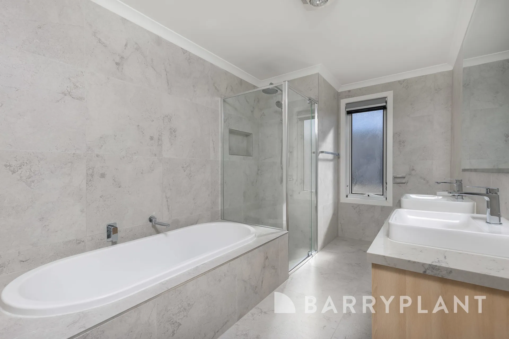 84 Signature Boulevard, Sanctuary Lakes, VIC 3030, Point Cook - Thumbnail 8