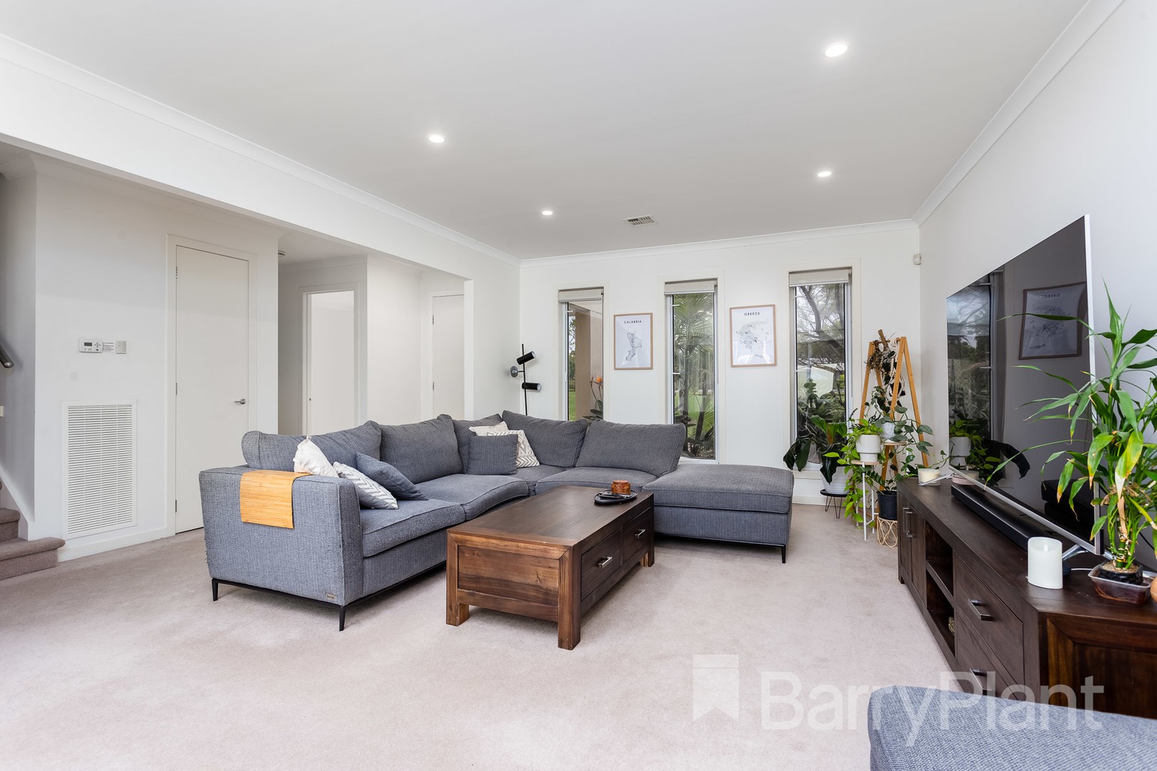 84 Signature Boulevard, Sanctuary Lakes, VIC 3030, Point Cook - Thumbnail 4