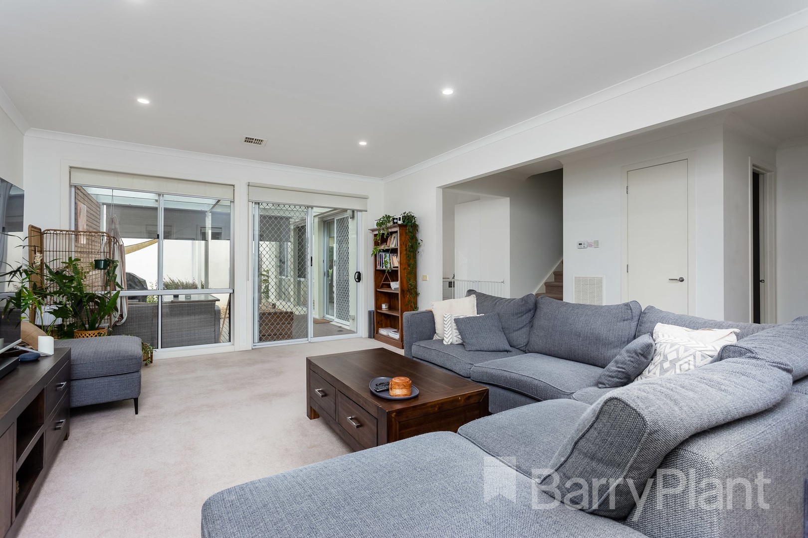 84 Signature Boulevard, Sanctuary Lakes, VIC 3030, Point Cook - Thumbnail 5