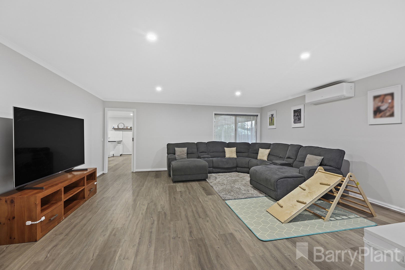 84 Stoddarts Road, Warragul, VIC 3820, Warragul - Thumbnail 5