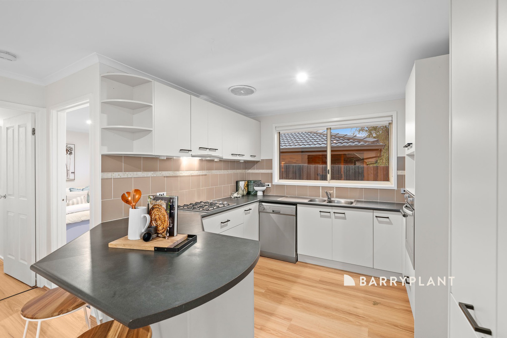 85 Amber Crescent, Narre Warren, VIC 3805, Narre Warren - Thumbnail 6
