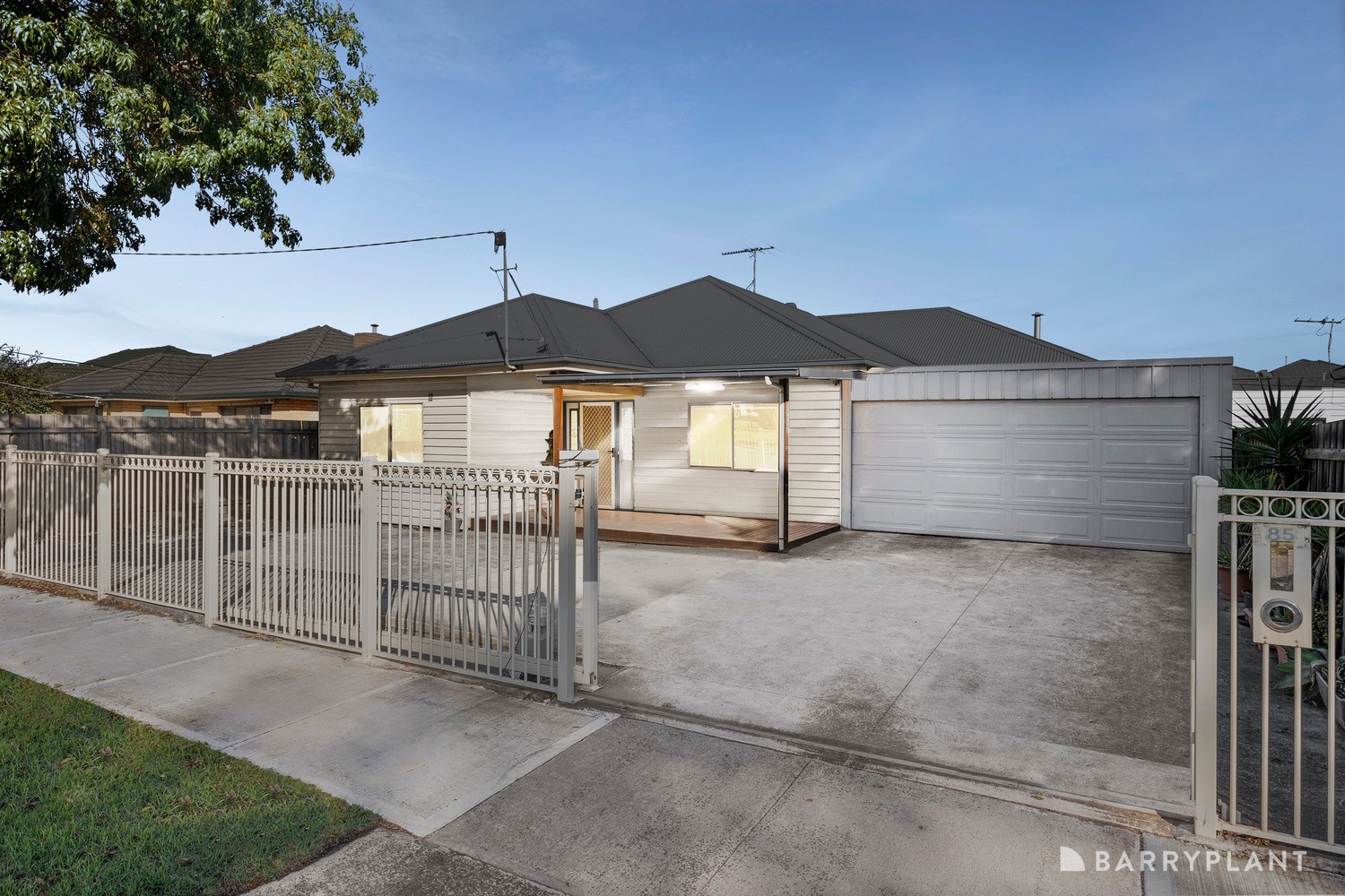 85 Berkshire Road, Sunshine North, VIC 3020 - Thumbnail 2 - 05/05/2025