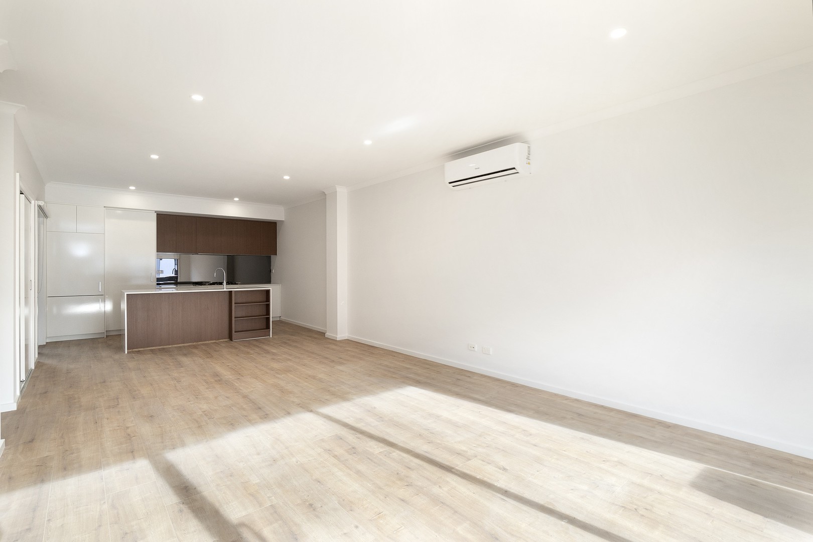 85 Kavanagh Crescent, Keilor Downs, VIC 3038, Keilor Downs - Thumbnail 2