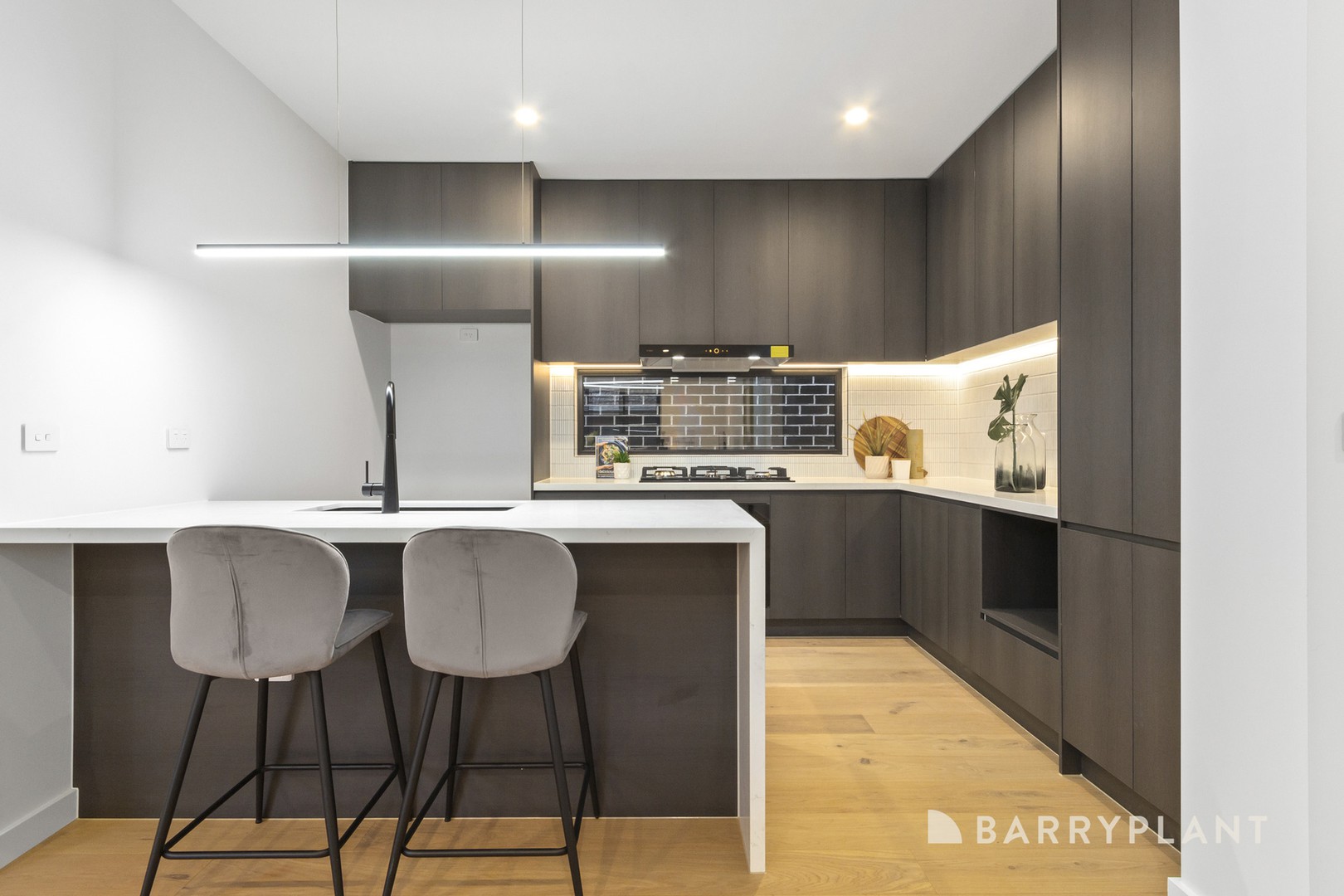 85 O'Connor Road, Knoxfield, VIC 3180, Knoxfield - Thumbnail 3