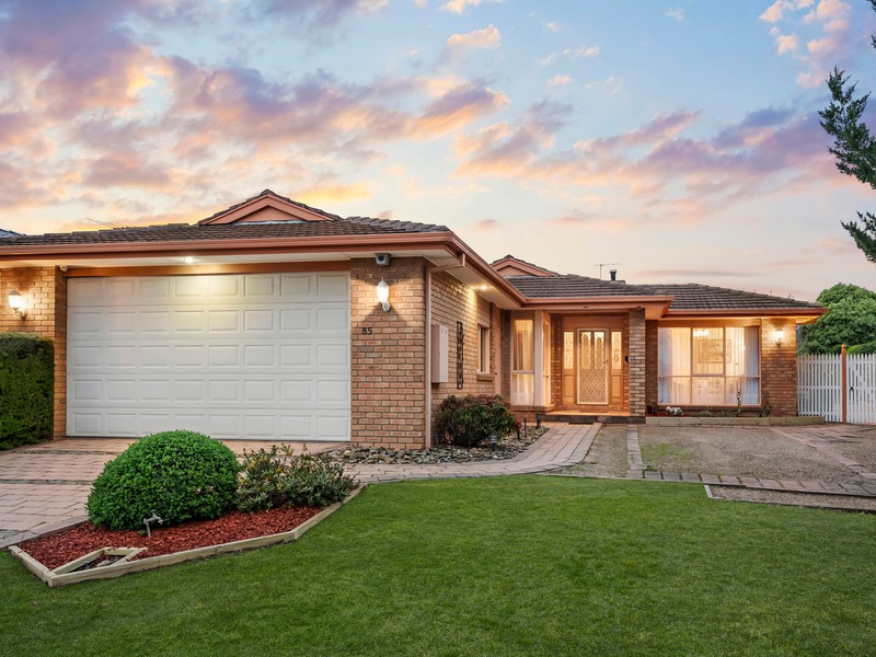 85 Saronvale Crescent, Hillside, VIC 3037 - Image - 20/08/2026