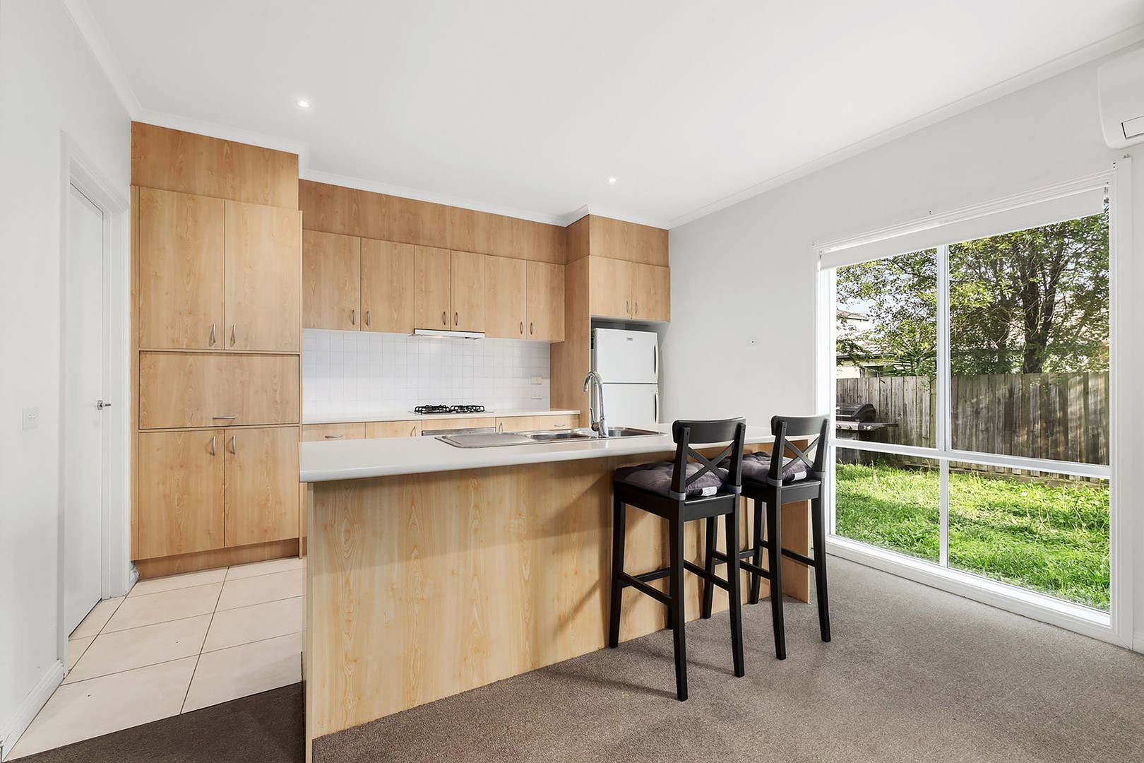 85 Sovereign Manors Crescent, Rowville, VIC 3178, Rowville - Thumbnail 3
