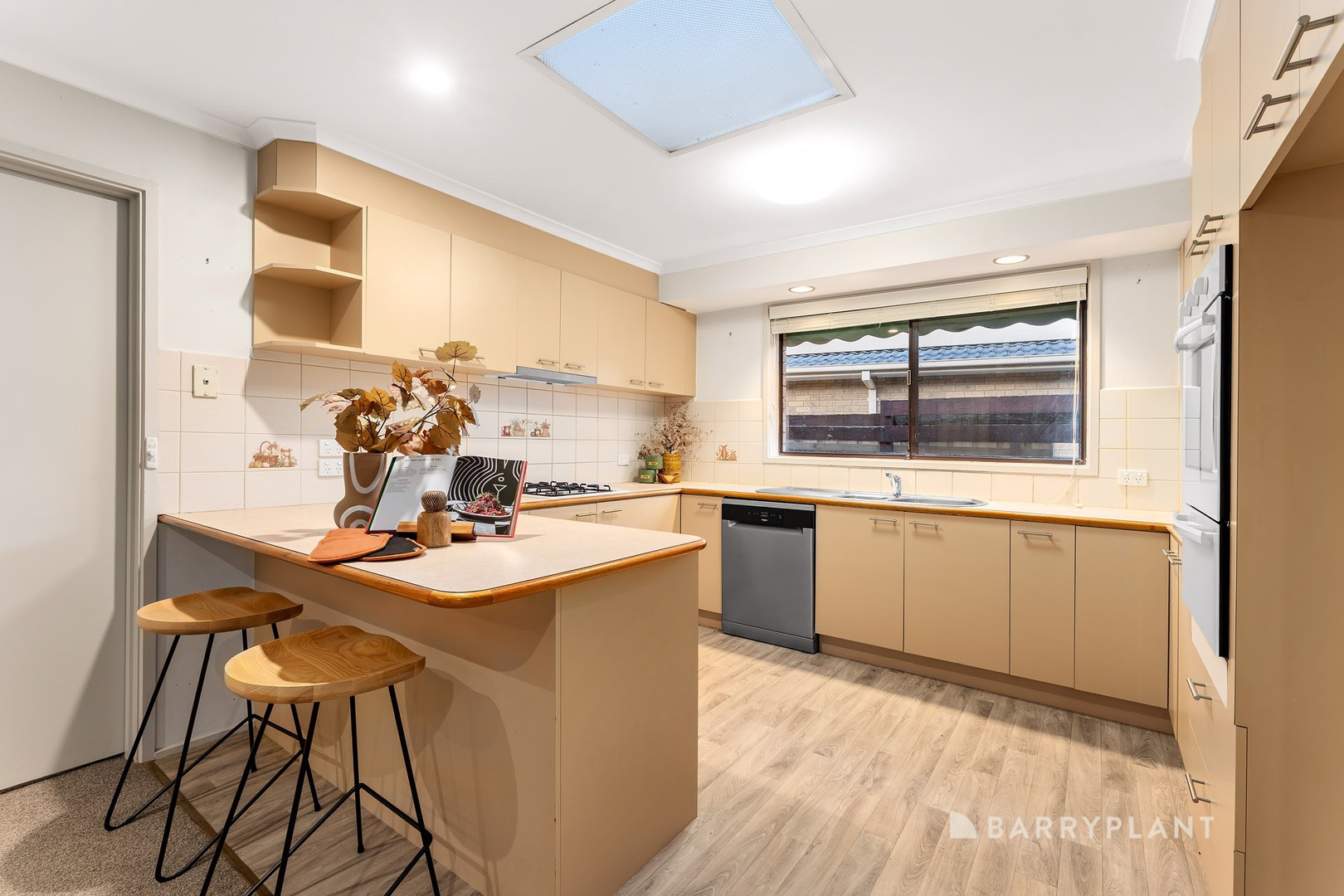 86 Alderford Drive, Wantirna, VIC 3152, Wantirna - Thumbnail 3