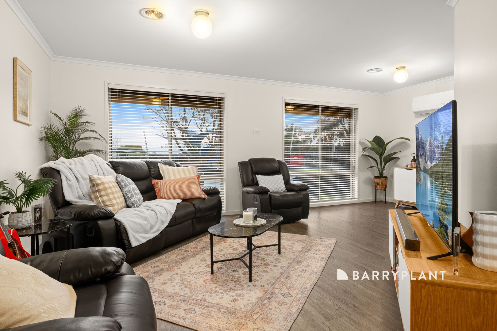 86 Amberly Park Drive, Narre Warren South, VIC 3805, Narre Warren South - Thumbnail 7