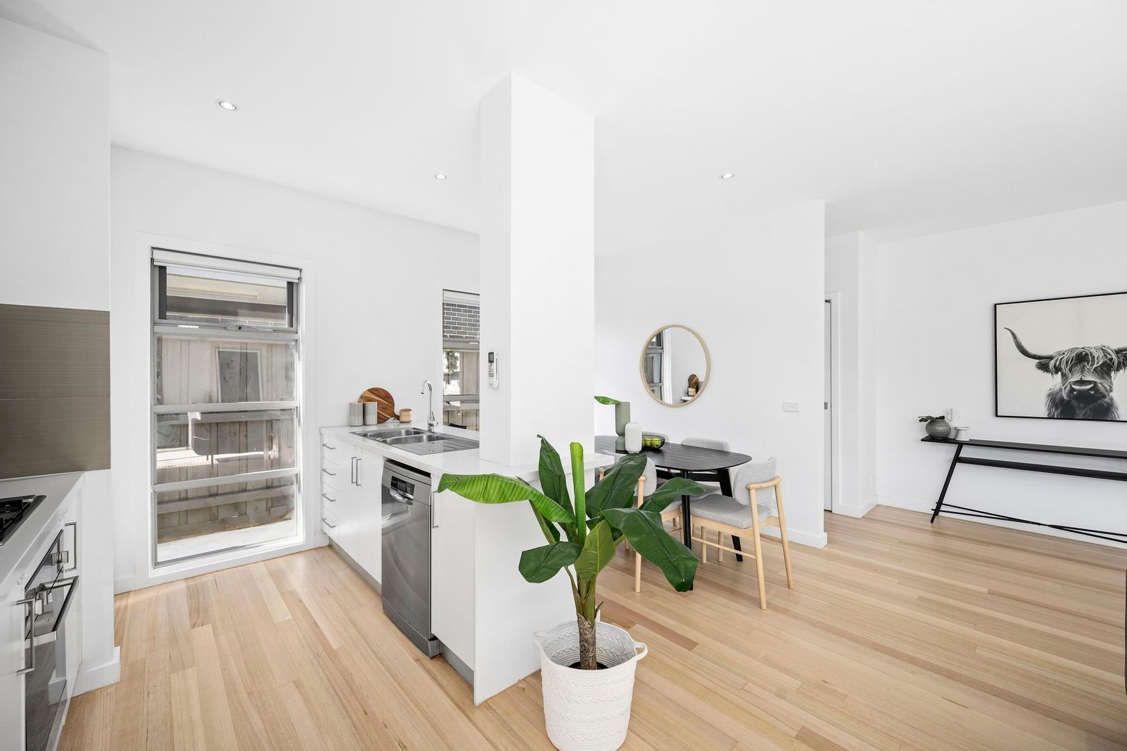 86 Bowes Avenue, Airport West, VIC 3042, Airport West - Thumbnail 3