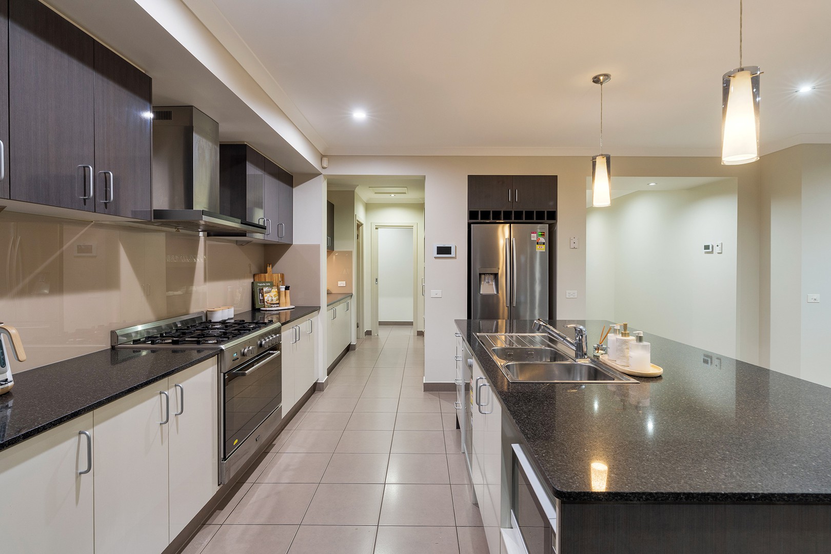 86 Bridgehaven Drive, Craigieburn, VIC 3064, Craigieburn - Thumbnail 4