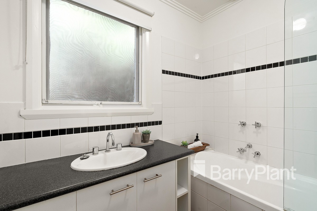 86 Fourth Avenue, Rosebud, VIC 3939, Rosebud - Thumbnail 8