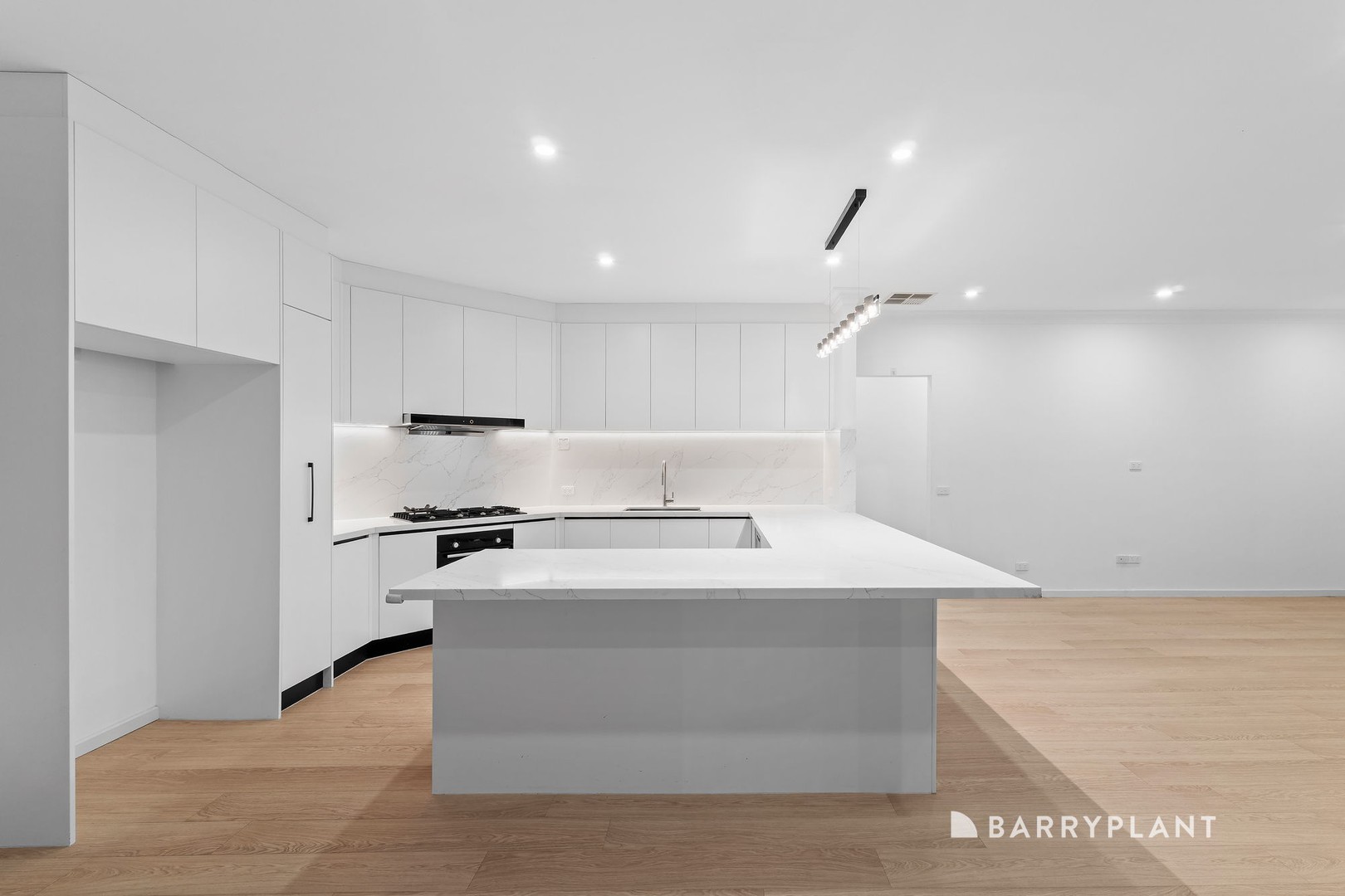 86 Mowbray Drive, Wantirna South, VIC 3152, Wantirna South - Thumbnail 8