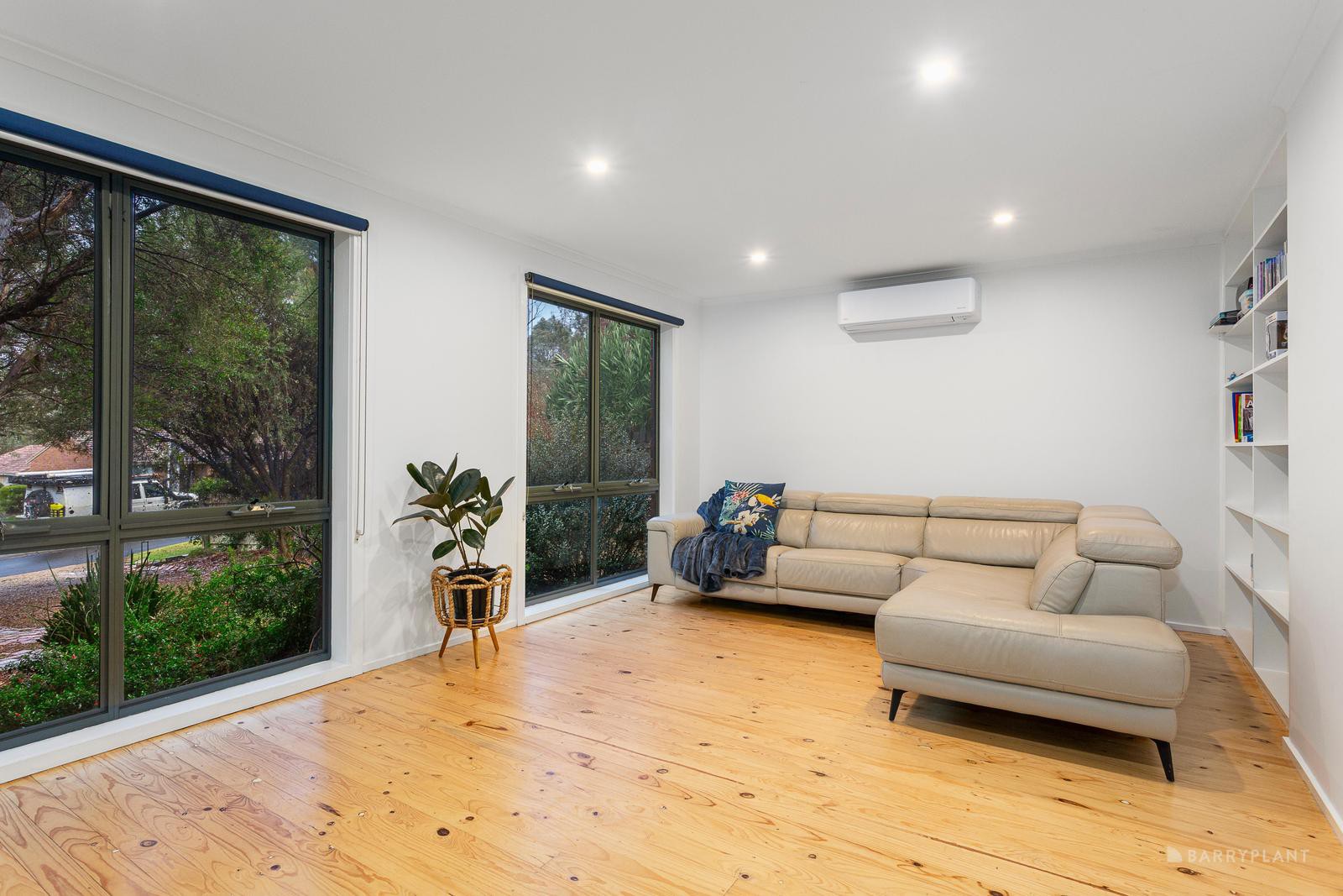 86 Park Road, Eltham, VIC 3095, Eltham - Thumbnail 2