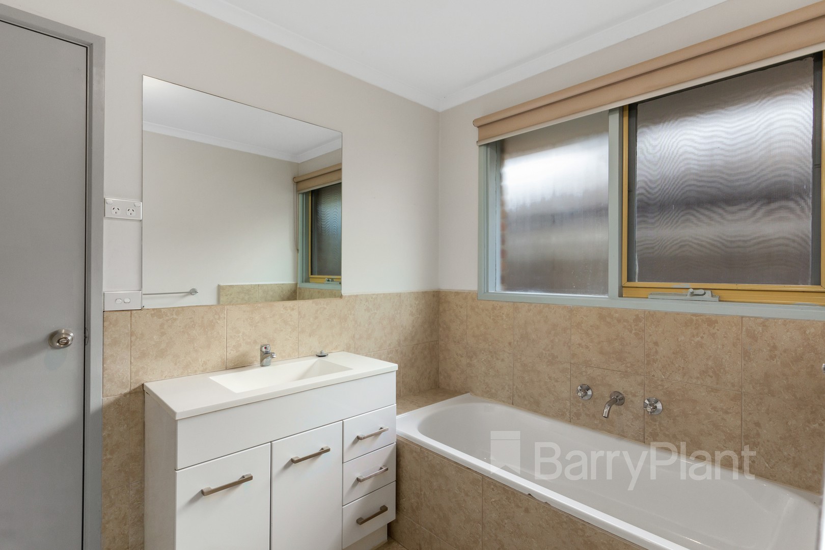 86 Robjant Street, Hampton Park, VIC 3976, Hampton Park - Thumbnail 6
