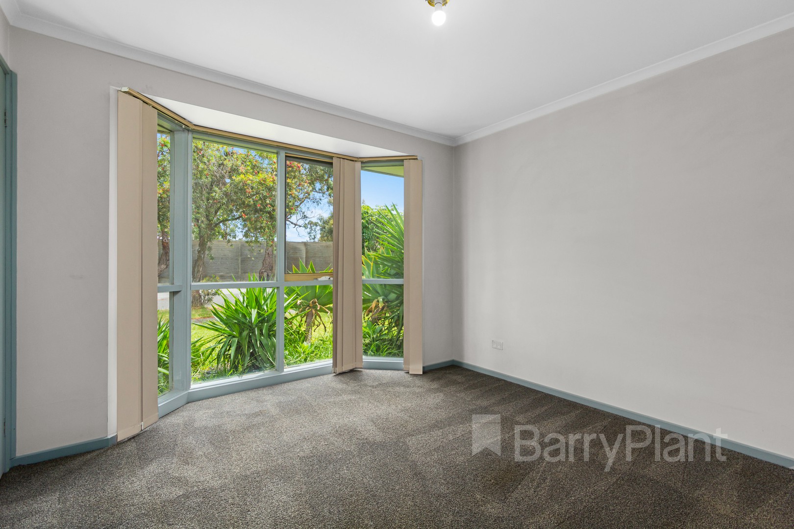 86 Robjant Street, Hampton Park, VIC 3976, Hampton Park - Thumbnail 7
