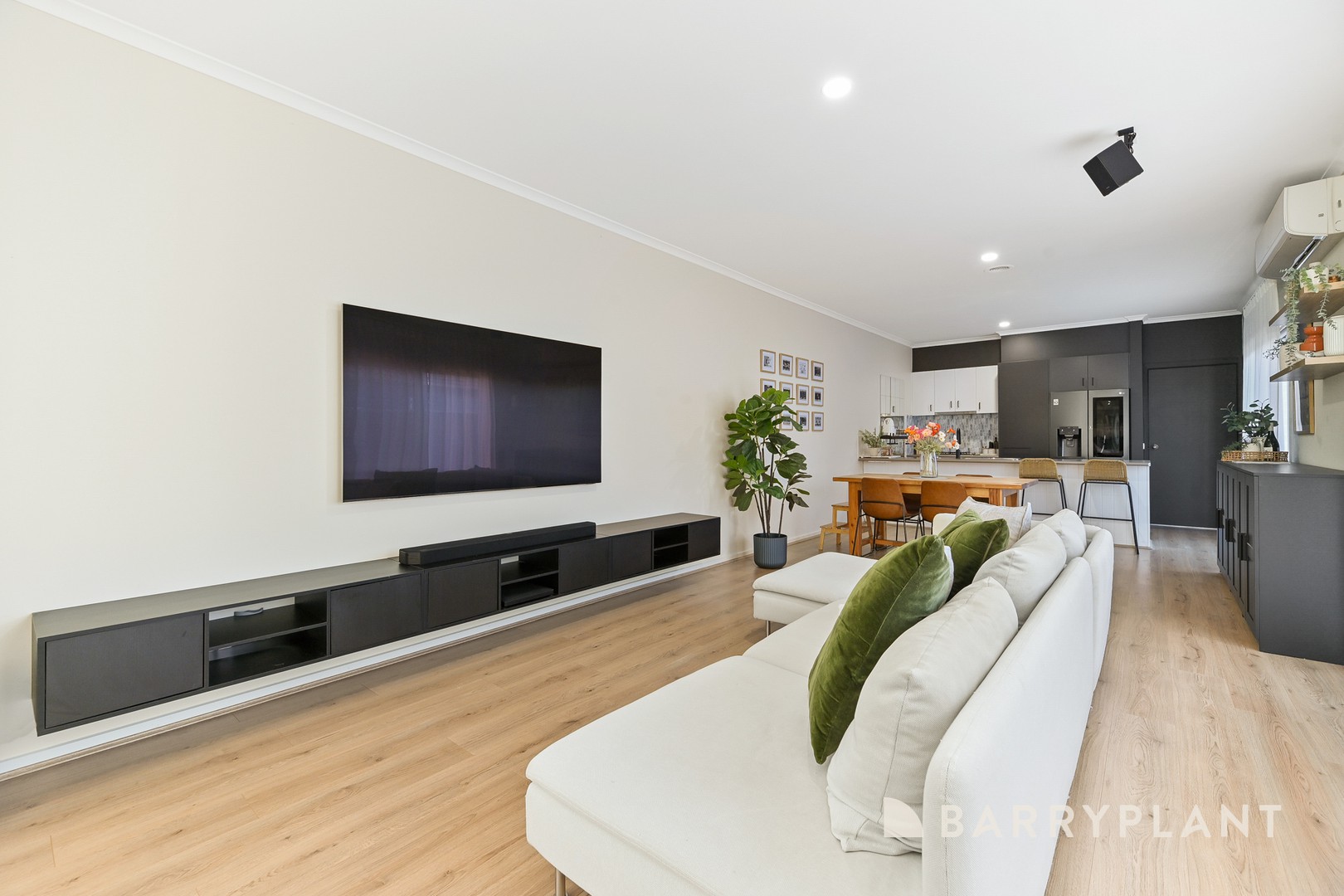 86 Sabel Drive, Cranbourne North, VIC 3977, Cranbourne North - Thumbnail 8