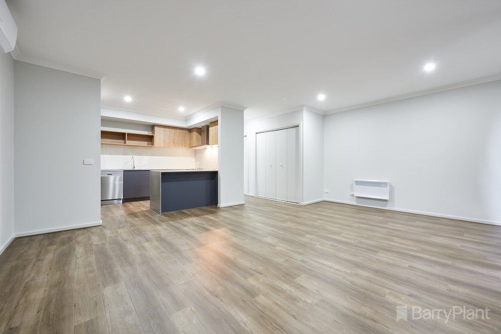 86 Viewbright Road, Clyde North, VIC 3978, Clyde North - Thumbnail 4