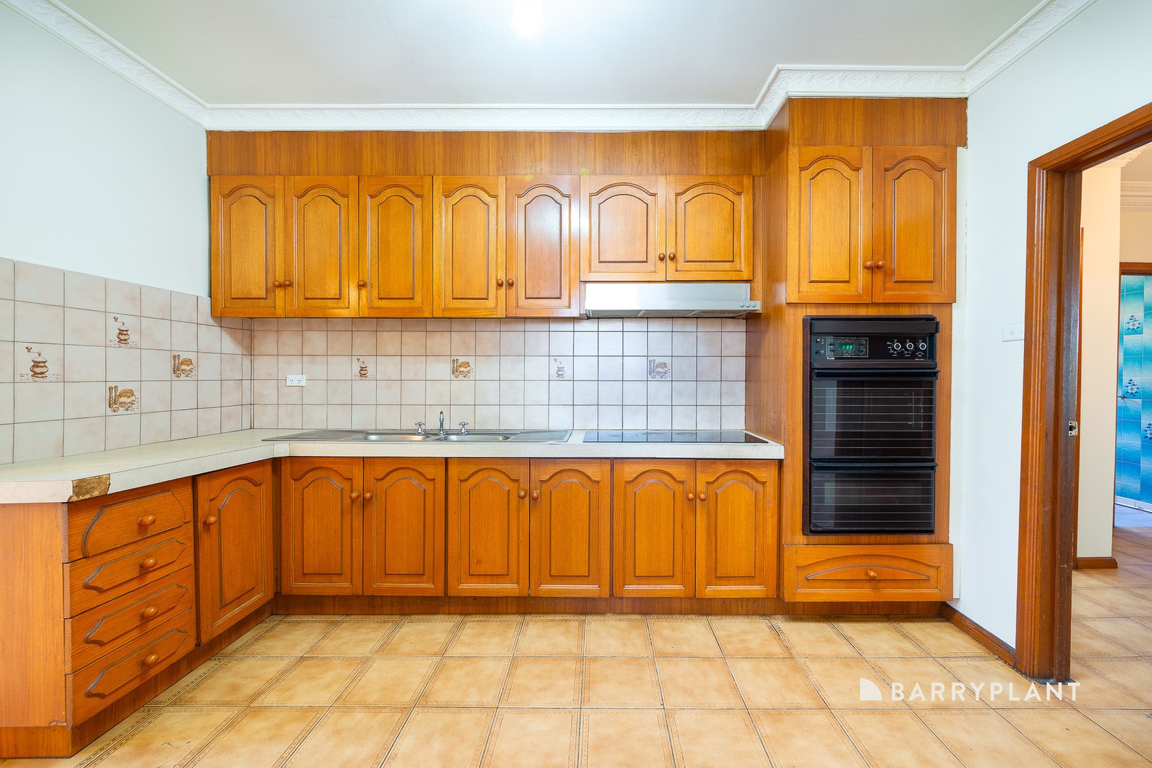 869 Pascoe Vale Road, Glenroy, VIC 3046, Glenroy - Thumbnail 3