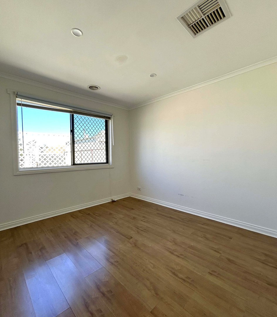 87 Centenary Avenue, Melton, VIC 3337, Melton - Thumbnail 7