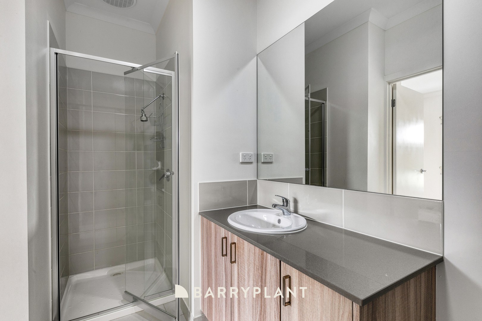 87 Gledhill Street, Narre Warren, VIC 3805, Narre Warren - Thumbnail 2